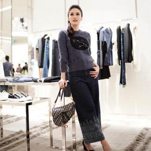 桑德拉德威Sandra Dewi的tiktok主页(@sandradewi88)