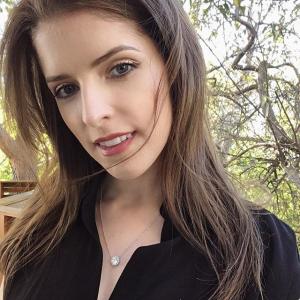 安娜肯德里克的tiktok主页(@annakendrick47)