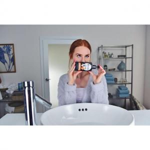 Madelaine Petsch的tiktok主页(@madelame)