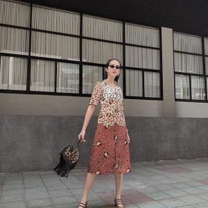 莎拉·莱格tiktok